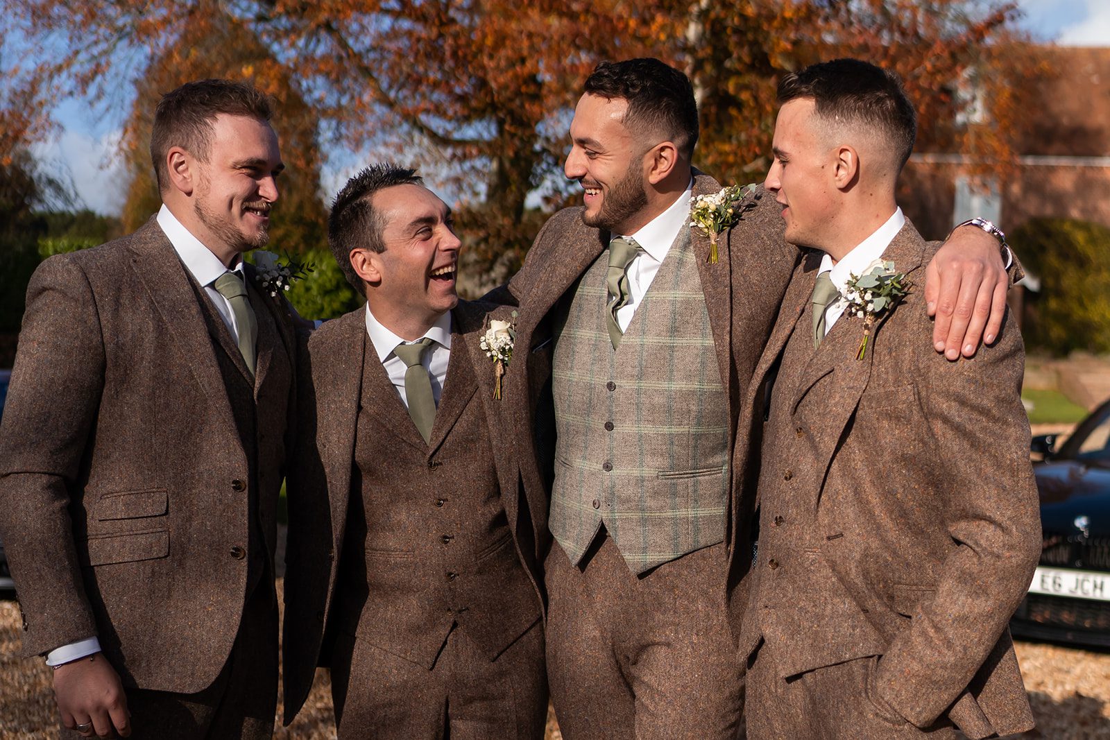 Choose the perfect winter wedding suit