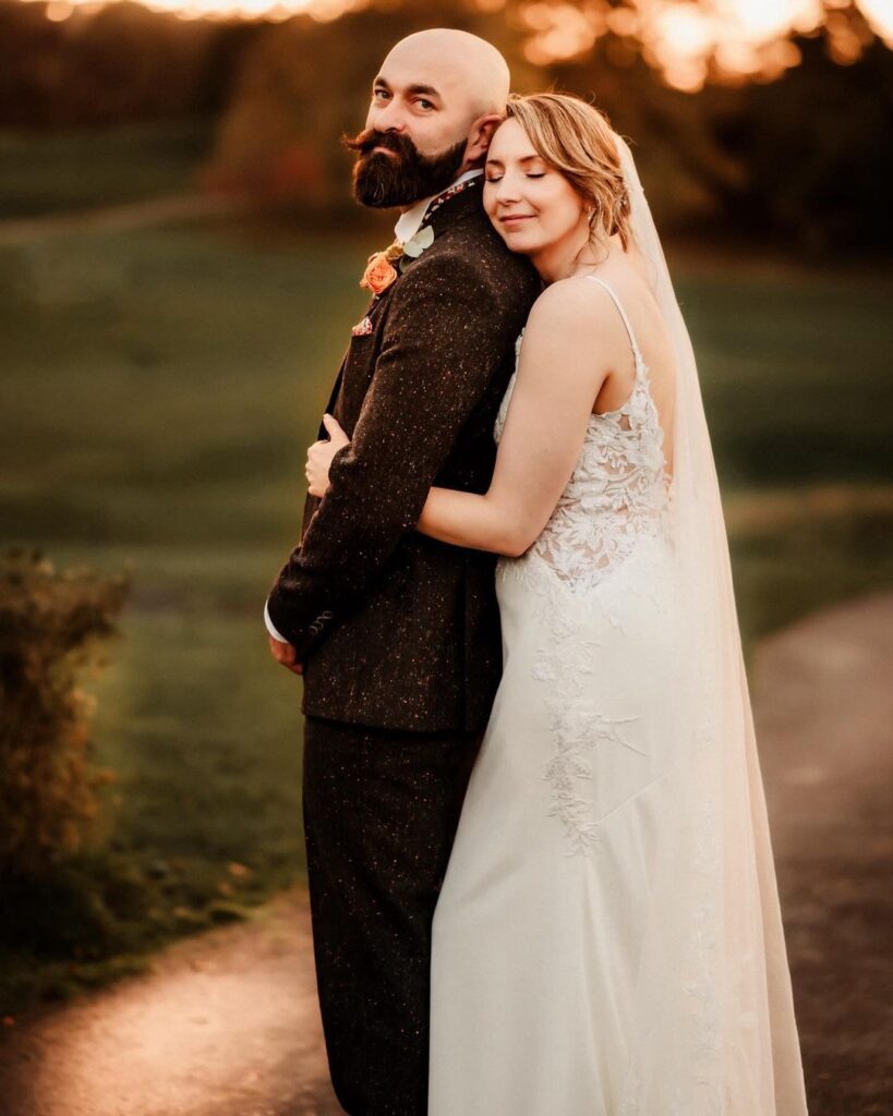 Buy or hire a wedding suit