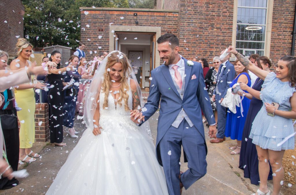 Behind the seams - Phil and Ellie